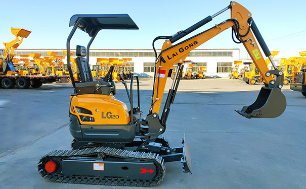 莱工.jpg 莱工.jpg