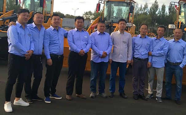 莱工.jpg 莱工.jpg